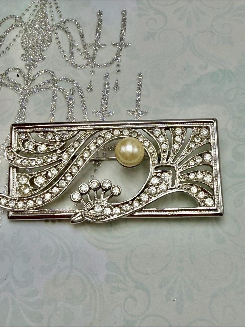 🎃🎃🎃Vintage Classic Silver Pearl and Crystal Rectangular Brooch #cz372